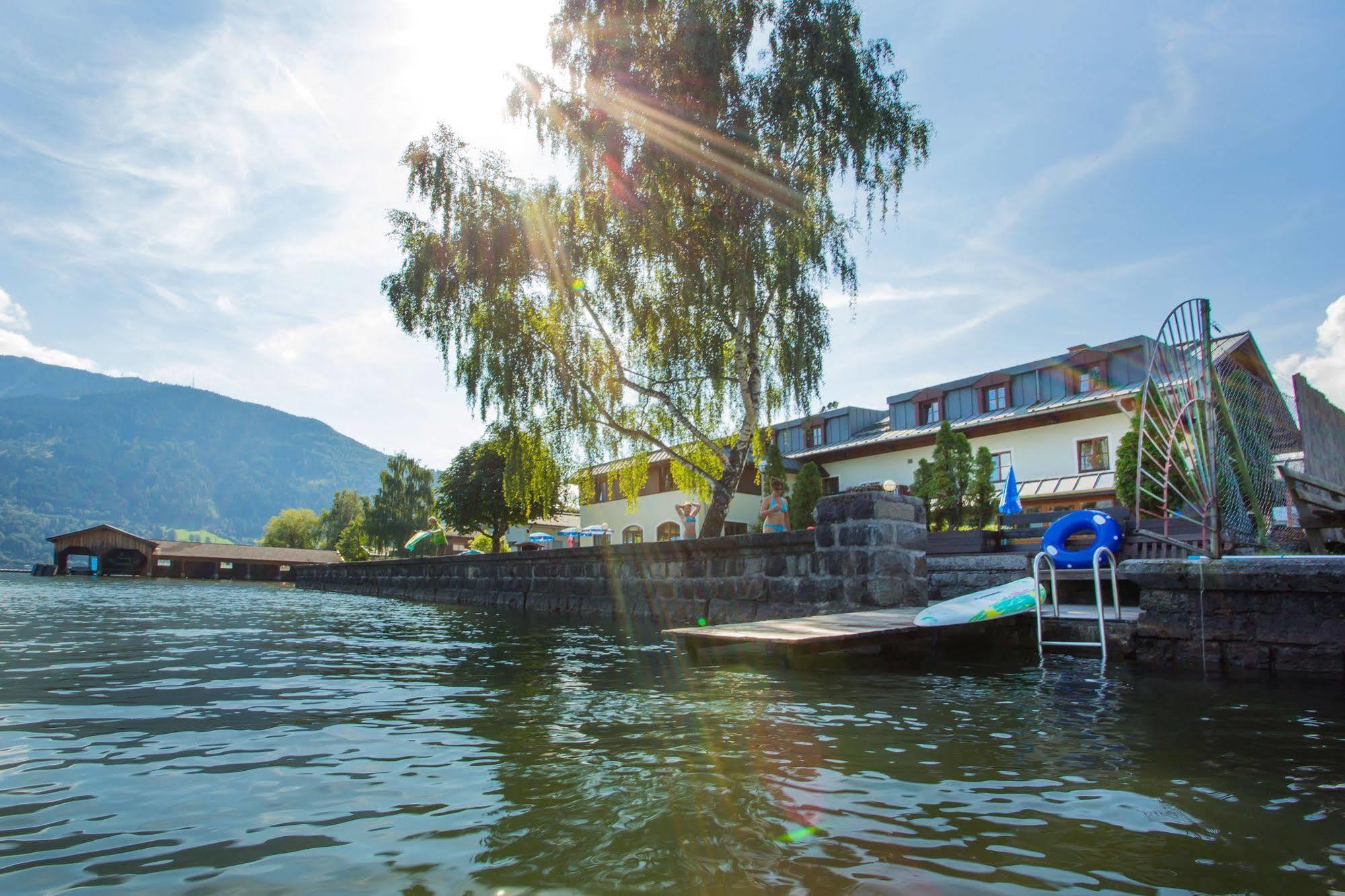 Hostel Junges Zell Am